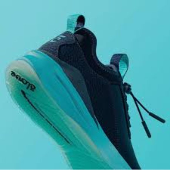 NWOT: Limited Edition Clove Classic Aqua Blue W8.5/M7 - Picture 2 of 9